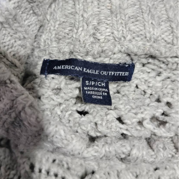 American Eagle Outfitters Grey Knitted Long Sleeve Sweater Size Small - Picture 3 of 7